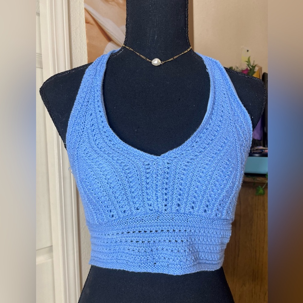 BLUE KNIT HALTER TOP